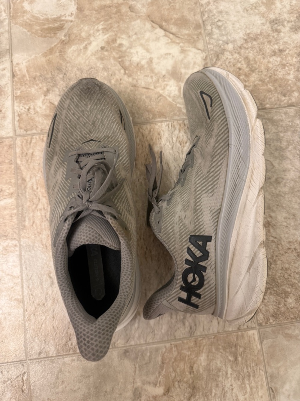 Hoka One One Clifton 9 sneakers size 12 men’s